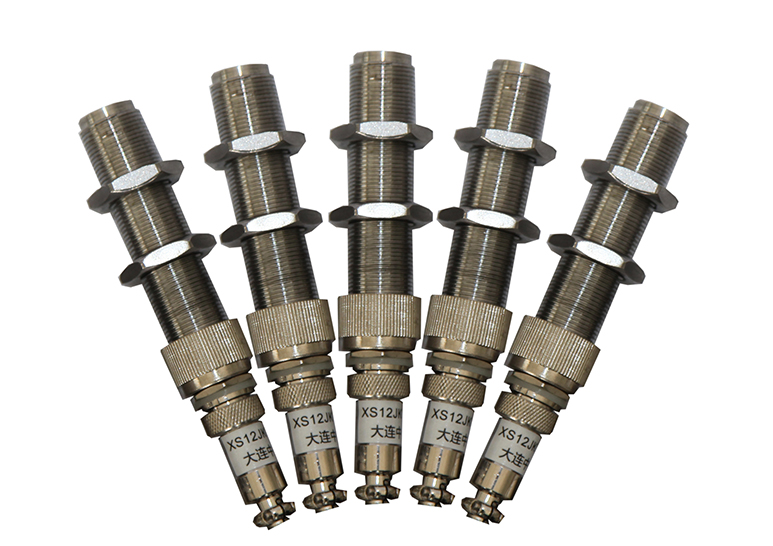 LF-06（XS12JK） 磁电式转速传感器